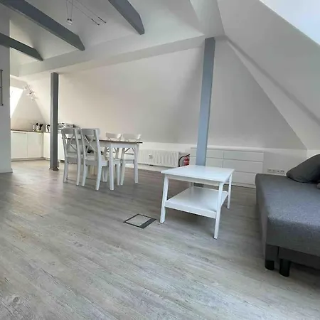 Appartement Sad233 - Gemuetliche Monteurwohnung Uebergangswohnung